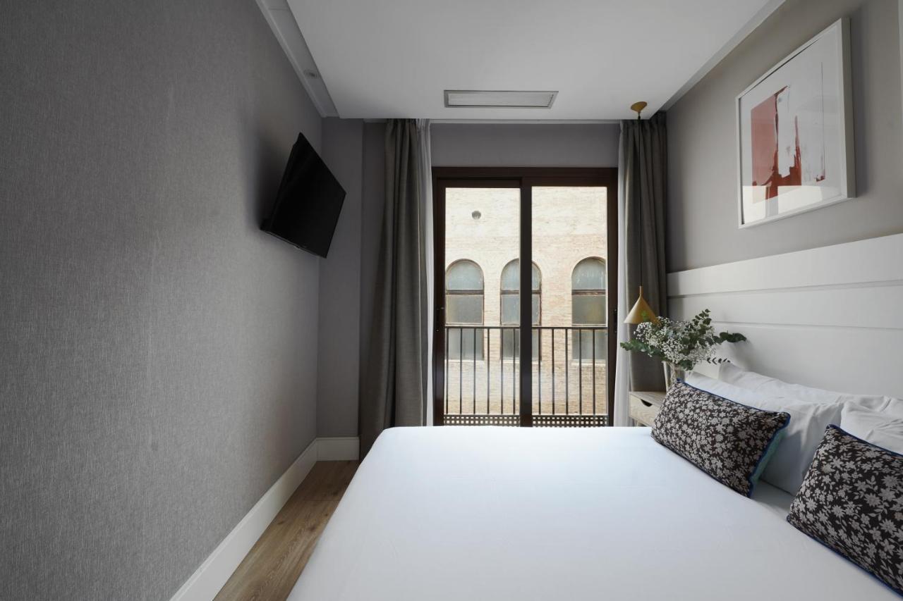 Numa Barcelona Brio Aparthotel Exterior photo